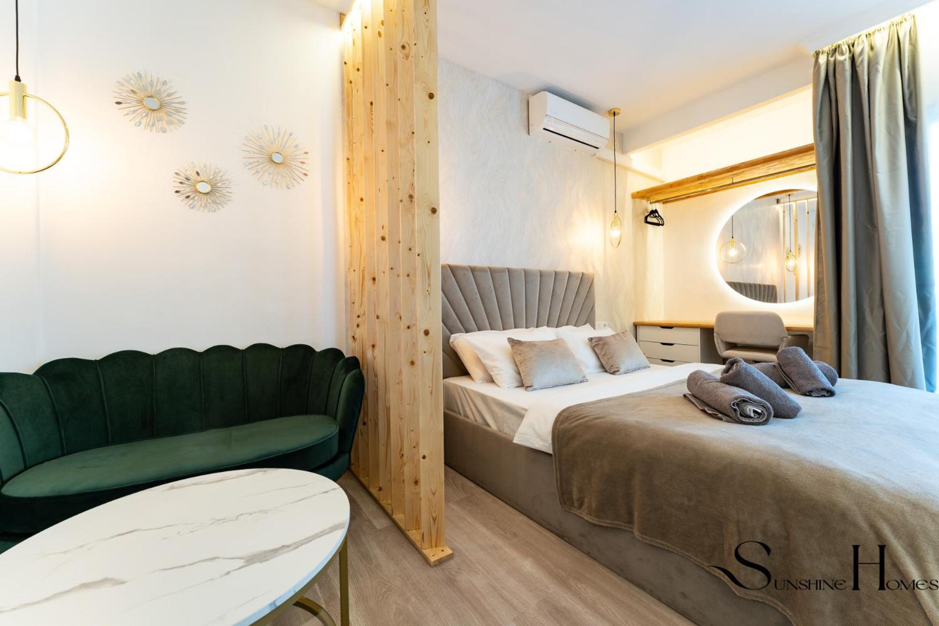 Seaview Beachfront Studio With Aqua Park & Balcony เบนัลมาเดนา ภายนอก รูปภาพ